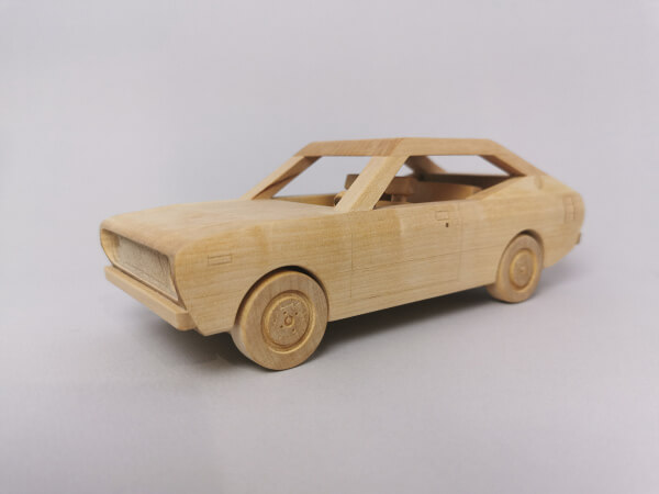 Japończyk, auto, 
zabawka
,zabawka,drewniana zabawka,zabawka z drewna