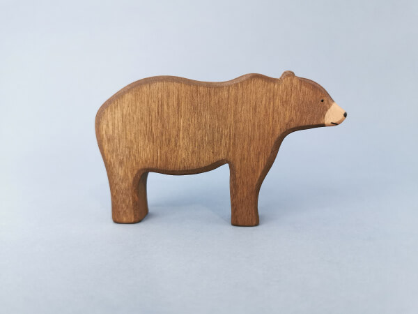 Niedźwiedź brunatny, 
zabawka z drewna
rękodzieło z drewna,przedmiot z drewna,produkt z drewna, wyrób z drewna,drewniane