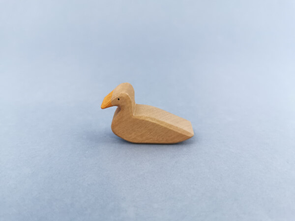 Kaczka pływająca, 
figurka z drewna
rękodzieło z drewna,przedmiot z drewna,produkt z drewna, wyrób z drewna,drewniane