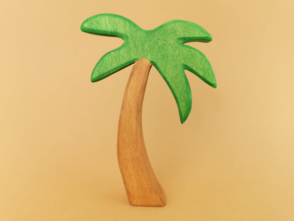 Palma, figurka 
drewniana
rękodzieło z drewna,przedmiot z drewna,produkt z drewna, wyrób z drewna,drewniane